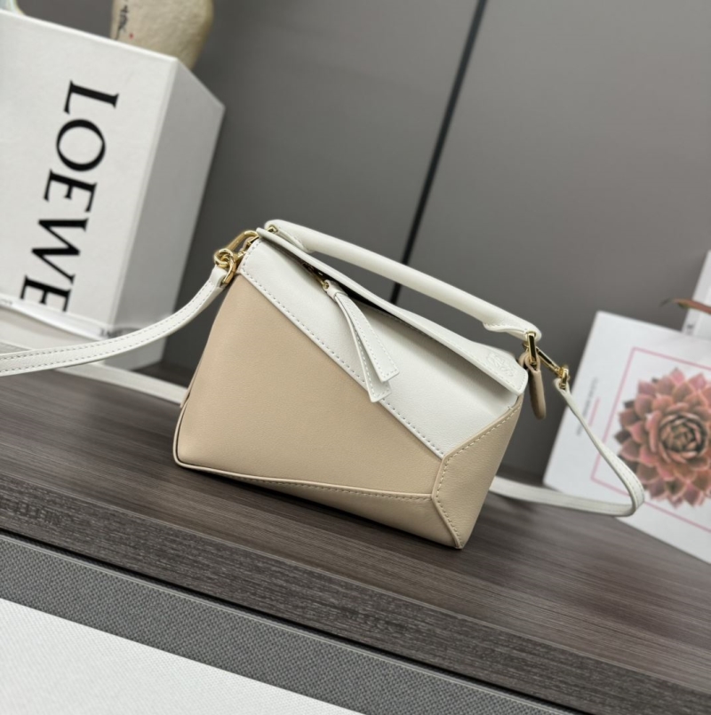 l*ew* handle bags